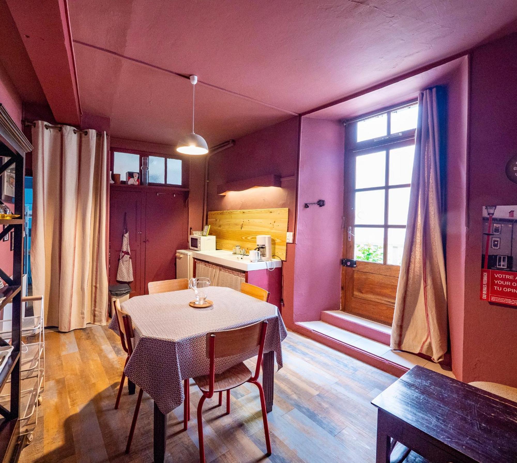 Hostel Eau Berges Val-de-Sos Zewnętrze zdjęcie